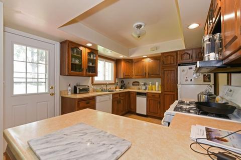 37 W240 Olwin Ave, Elgin, IL 60124 photo 3