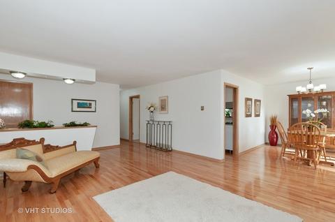 1044 E Maple St, Lombard, IL 60148 photo 3