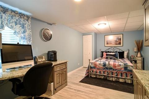 2066 Cheshire Dr, Hoffman Estates, IL 60192 photo 23