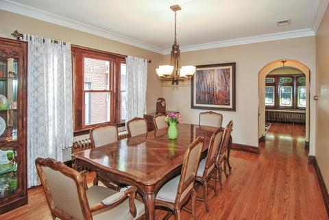 6860 Riverside Dr, Berwyn, IL 60402 photo 5
