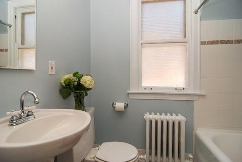 6860 Riverside Dr, Berwyn, IL 60402 photo 8