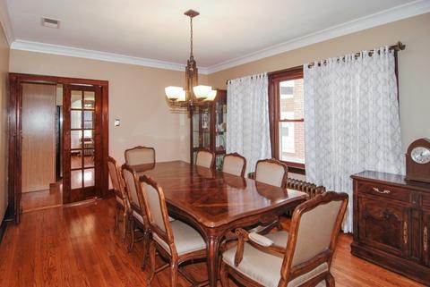 6860 Riverside Dr, Berwyn, IL 60402 photo 4