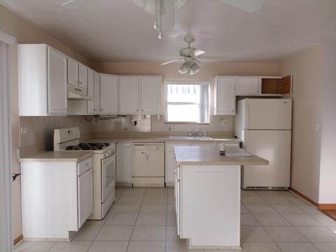 15933 Marshfield Ave, Harvey, IL 60426 photo 10