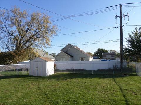 15933 Marshfield Ave, Harvey, IL 60426 photo 3