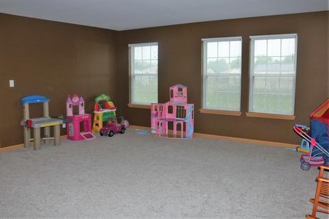 628 Settlement Dr, Maple Park, IL 60151 photo 12