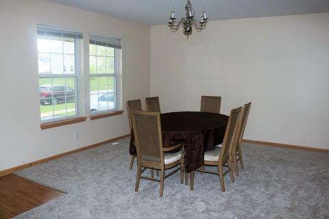 628 Settlement Dr, Maple Park, IL 60151 photo 5