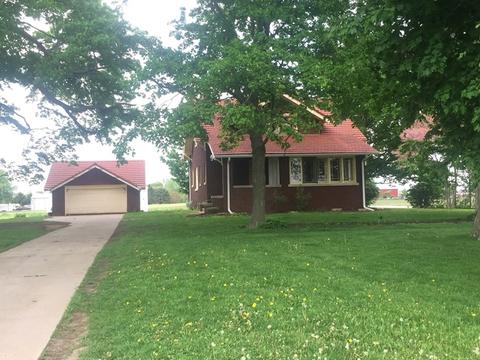 4251 E 4th Rd, Mendota, IL 61342 photo 1