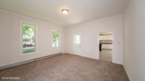 729 E Washington St, Morris, IL 60450 photo 3