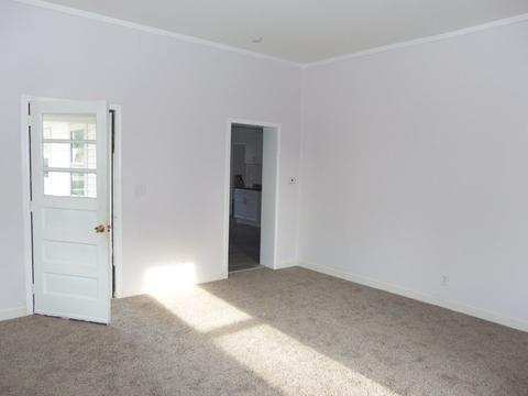 729 E Washington St, Morris, IL 60450 photo 14