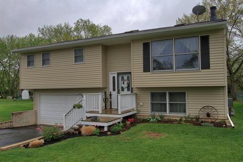 2605 Baldwin Rd, Mchenry, IL 60050 photo 1