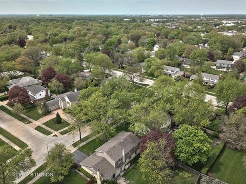 1237 Highpoint Ln, Northbrook, IL 60062 photo 20