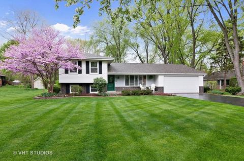 1516 Daly Rd, Wheaton, IL 60187 photo 1