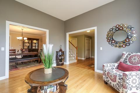 2571 Forest Ct, Lindenhurst, IL 60046 photo 9