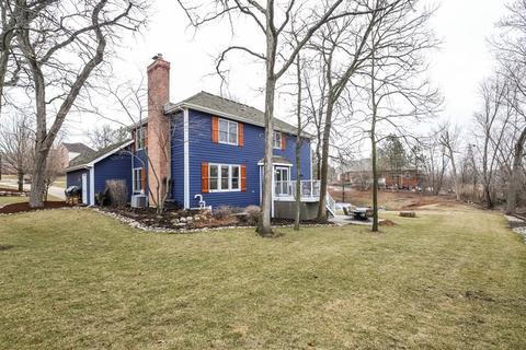 2571 Forest Ct, Lindenhurst, IL 60046 photo 2