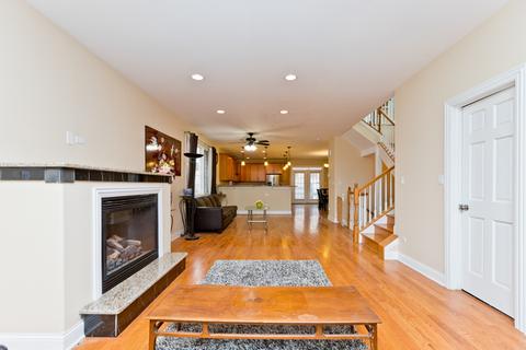 6847 W 64th Pl, Chicago, IL 60629 photo 4