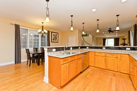 6847 W 64th Pl, Chicago, IL 60629 photo 8