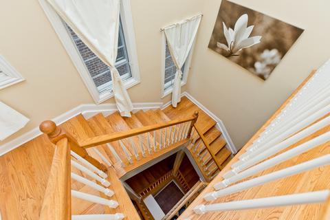 6847 W 64th Pl, Chicago, IL 60629 photo 11