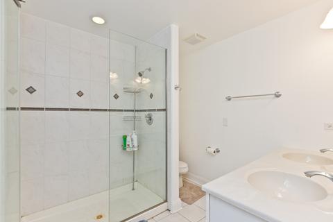 6847 W 64th Pl, Chicago, IL 60629 photo 22