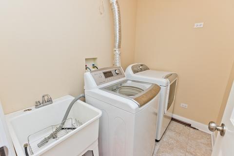 6847 W 64th Pl, Chicago, IL 60629 photo 23
