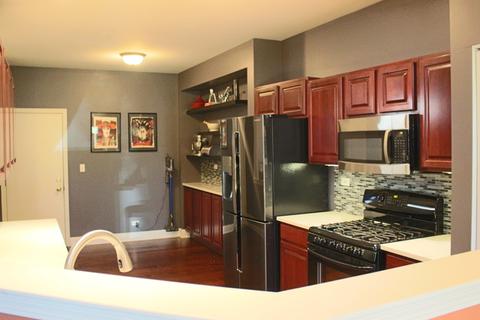 2424 Reflections Dr, Aurora, IL 60502 photo 9