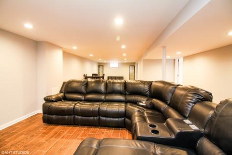 1206 S Robert Dr, Mount Prospect, IL 60056 photo 13