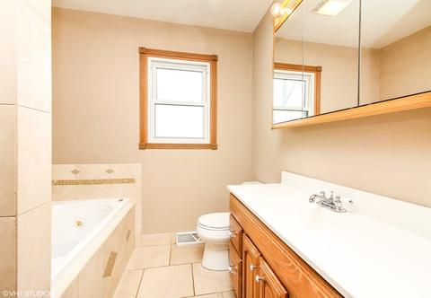 1206 S Robert Dr, Mount Prospect, IL 60056 photo 7