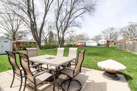 1206 S Robert Dr, Mount Prospect, IL 60056 photo 16