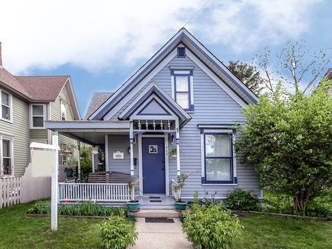 465 Division St, Elgin, IL 60120 photo 1