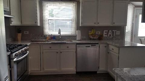 1160 Deep Woods Dr, Elgin, IL 60120 photo 5
