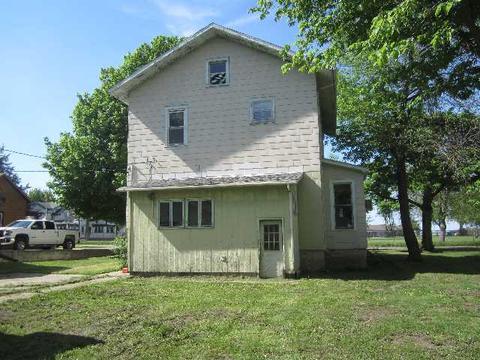 260 E Iroquois St, Sheldon, IL 60966 photo 2