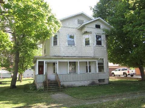 260 E Iroquois St, Sheldon, IL 60966 photo 1