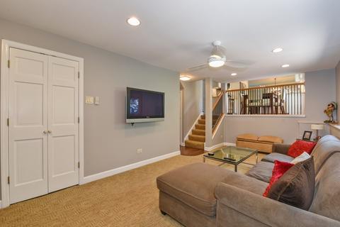 1084 Independence Dr, Bartlett, IL 60103 photo 8