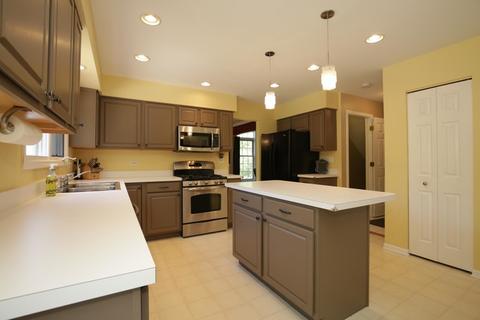 280 Winchester Dr, Algonquin, IL 60102 photo 8