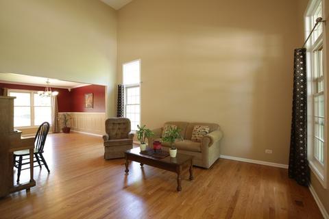280 Winchester Dr, Algonquin, IL 60102 photo 4