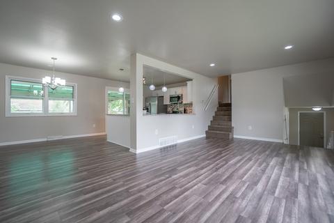 2303 183rd Pl, Lansing, IL 60438 photo 4