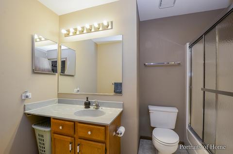 3036 Diane Dr, Aurora, IL 60504 photo 7