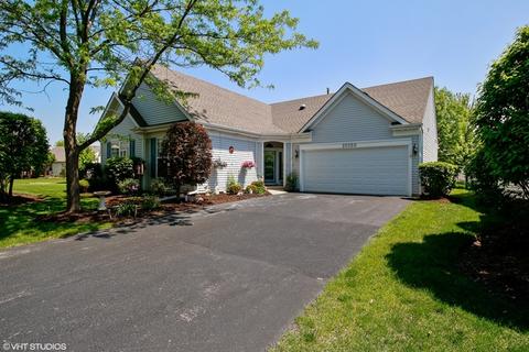 21050 W Walnut Dr, Plainfield, IL 60544 photo 1