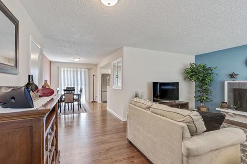 1249 Anthony Rd, Wheeling, IL 60090 photo 3