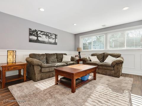 540 S Westgate Rd, Des Plaines, IL 60016 photo 13