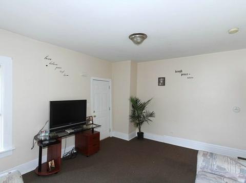 321 Center St, Elgin, IL 60120 photo 17