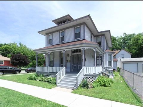 321 Center St, Elgin, IL 60120 photo 1