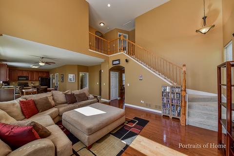 14735 Independence Dr, Plainfield, IL 60544 photo 5