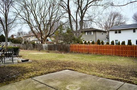 1626 Tahoe Cir, Wheeling, IL 60090 photo 20