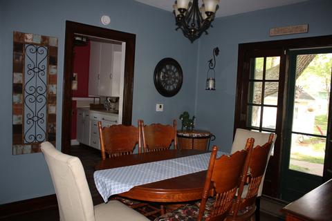 616 E 3rd St, Dixon, IL 61021 photo 7