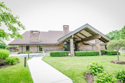 19 Windward Cir, Willowbrook, IL 60527 photo 17