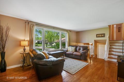 1303 Downing Ct, Wheaton, IL 60189 photo 5