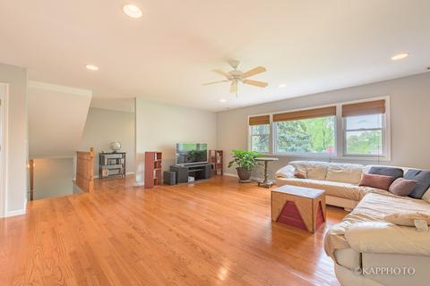 540 Aster Ln, Hoffman Estates, IL 60169 photo 5