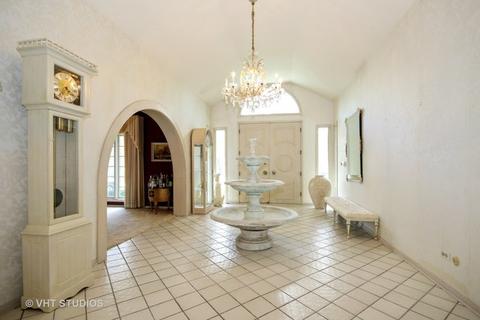 33 Strauss Ln, Olympia Fields, IL 60461 photo 2