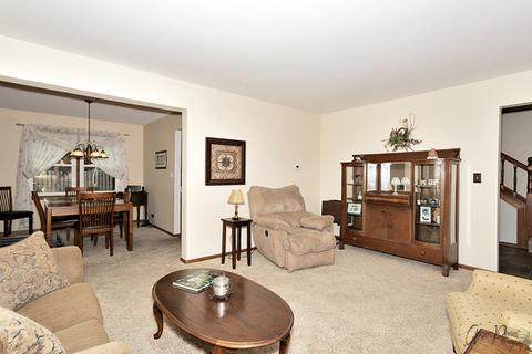 609 S Orchid Path, Mchenry, IL 60050 photo 9