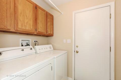 6524 Waverly Ct, Willowbrook, IL 60527 photo 14